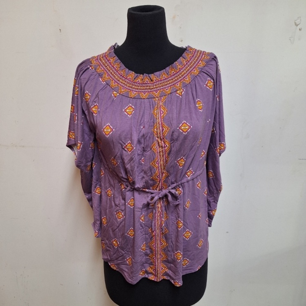 Colleen Lopez NWOT OTS Off-The-Shoulder-Smocked Neck Printed Peplum Top - Picture 6 of 8